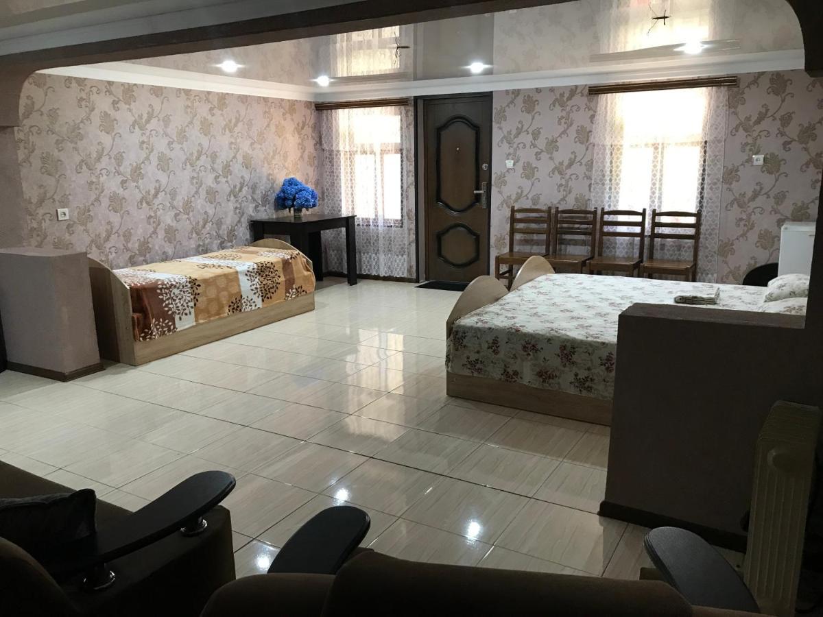 Bed and Breakfast Гостевой дом АМЗА Tqvarcheli Экстерьер фото